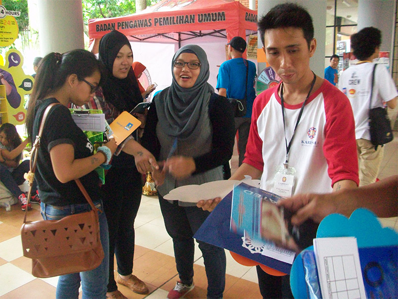 Galeri aktivitas Suka ngetwit di Twitter? ke-2