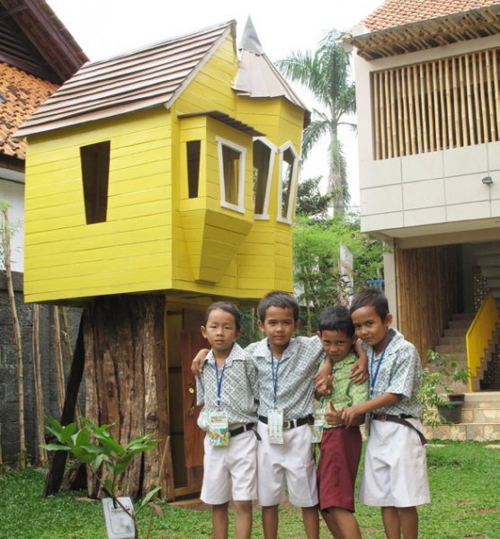 TUTOR TARI RUMAH PINTAR CIKEAS
