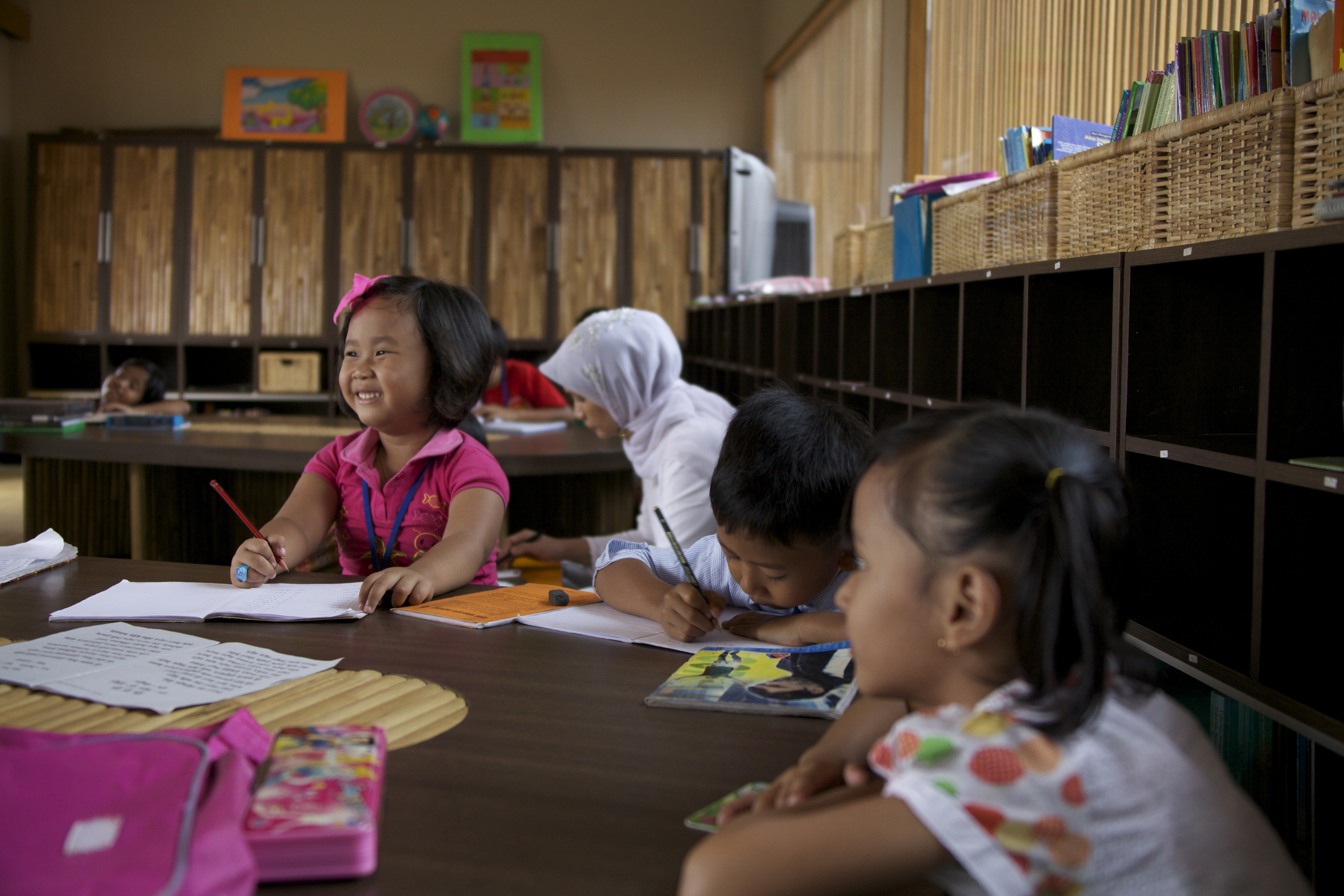 Galeri aktivitas TUTOR TARI RUMAH PINTAR CIKEAS ke-2
