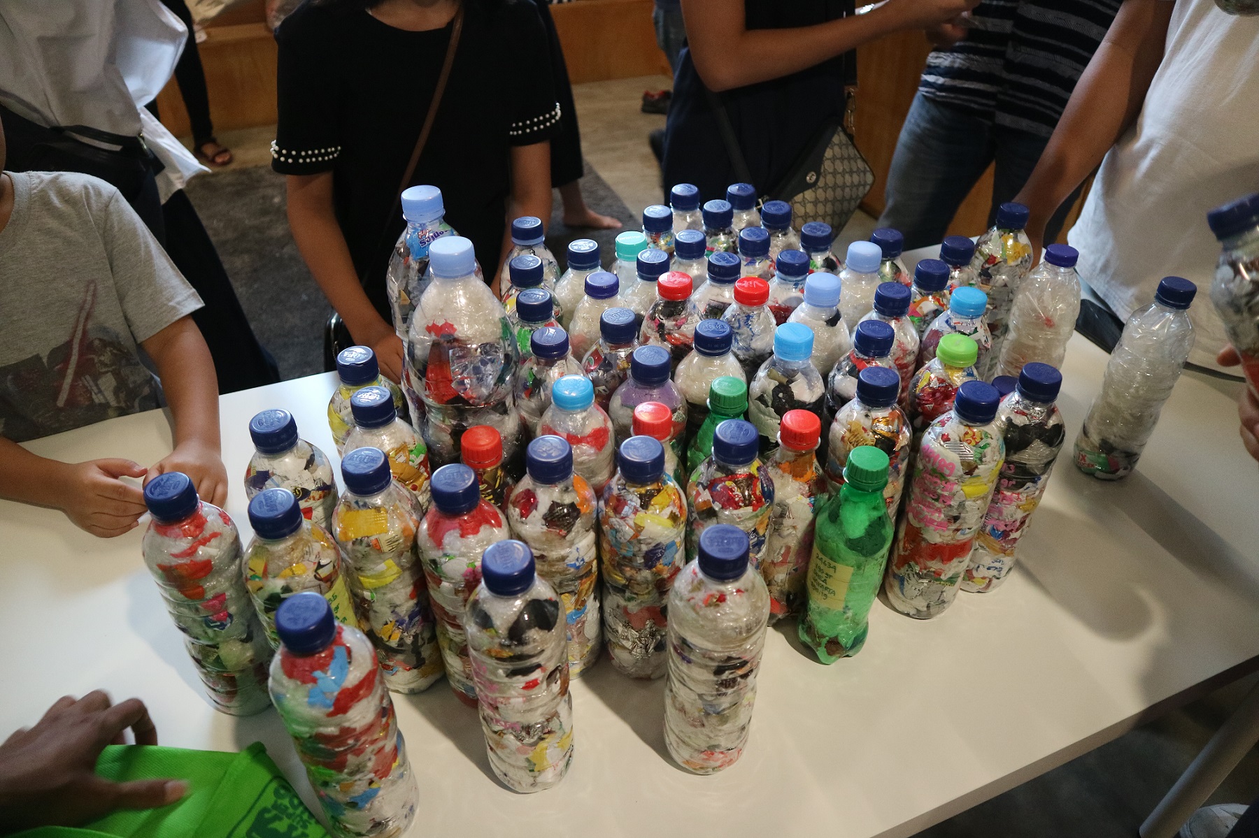 Workshop Ecobricks di Saung Angklung Udjo Bandung