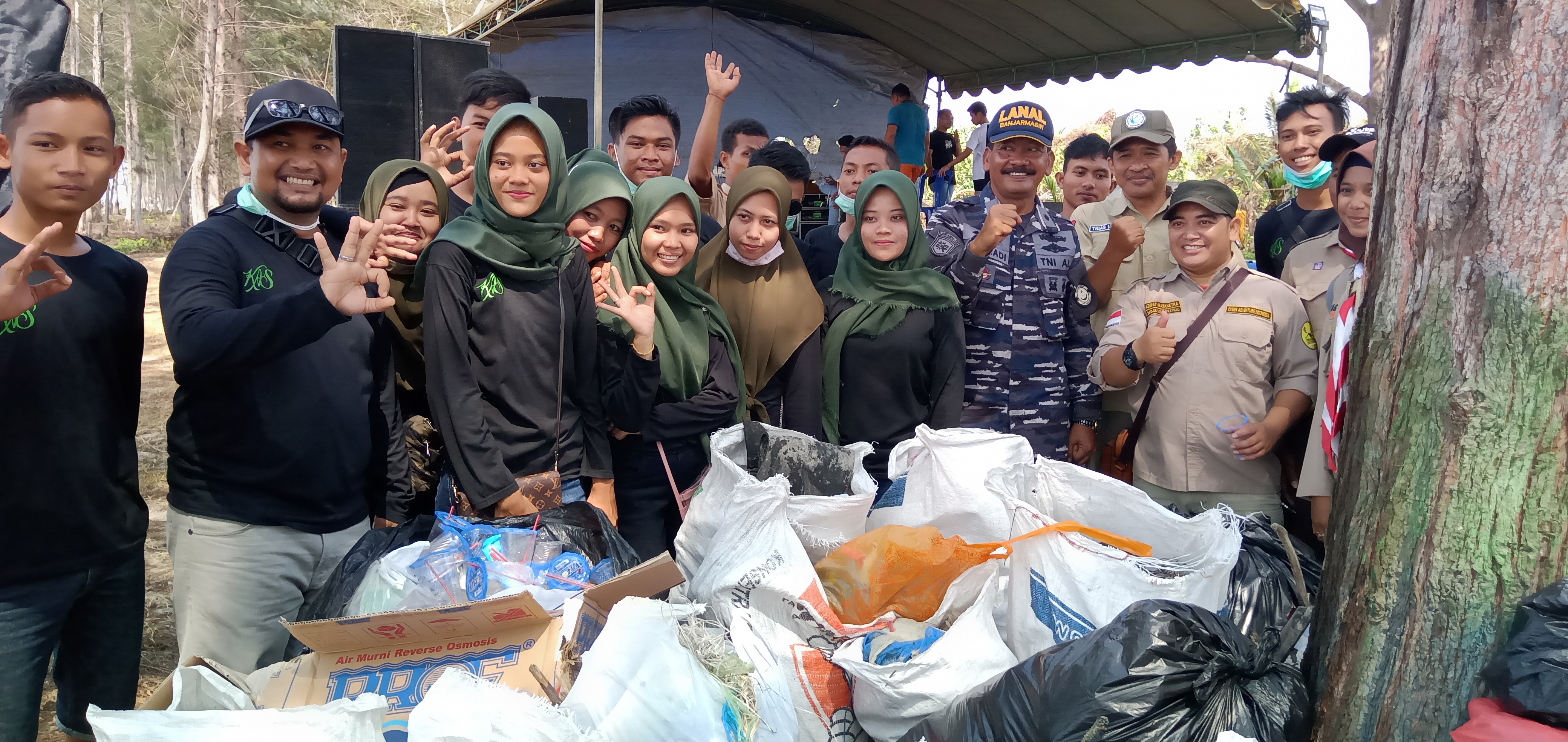 Galeri aktivitas Pantai Cemara Muara Kintap ke-3
