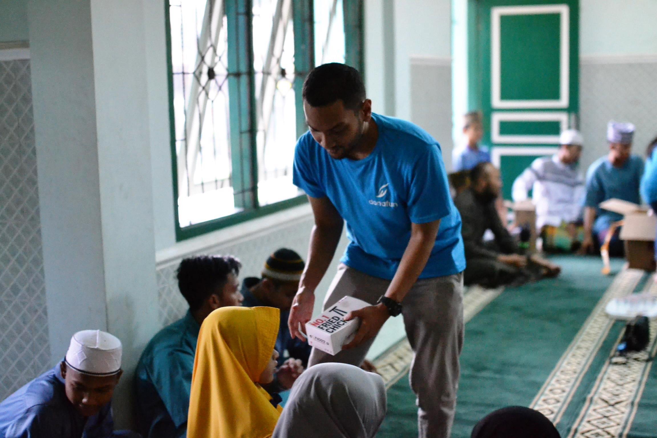 Galeri aktivitas Kunjungan Rutin ke Panti Asuhan Tiap Akhir Pekan ke-4