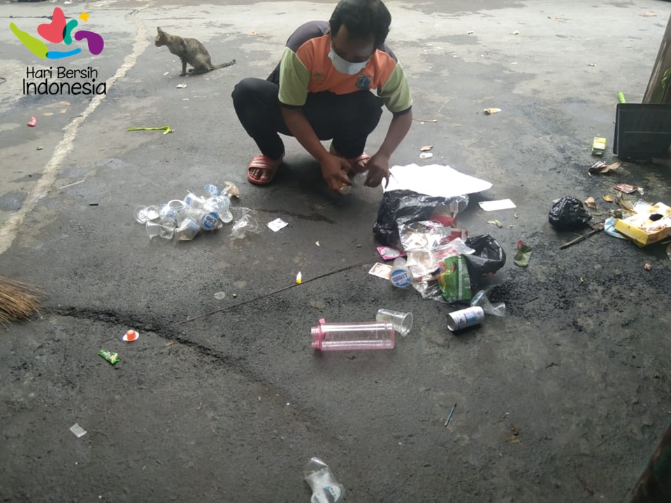 Galeri aktivitas Hari Bersih Indonesia 2023 ke-15