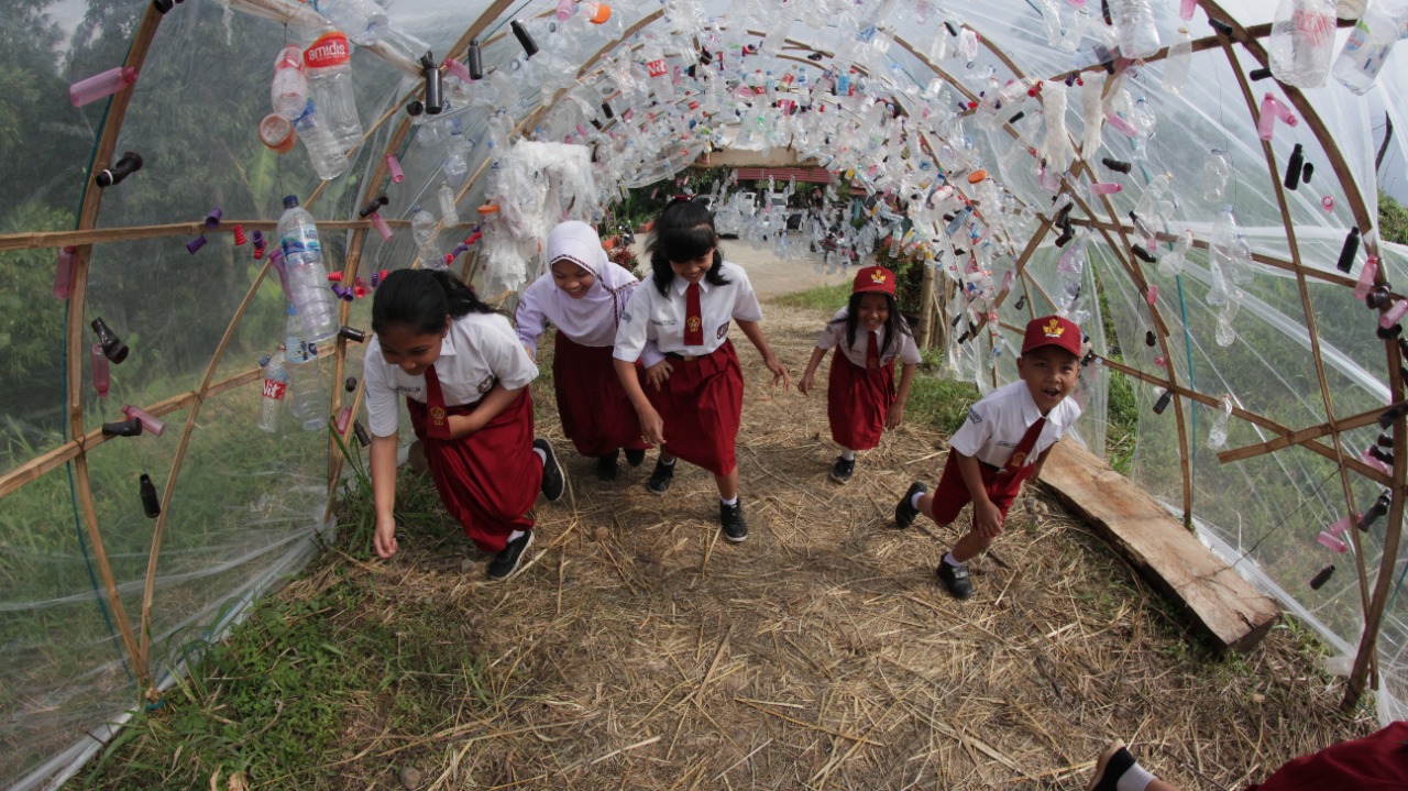 Galeri aktivitas Membuat Wayang dari Kardus ke-4