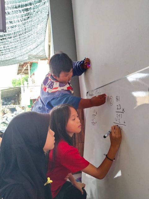 Galeri aktivitas Yayasan Maju Bersama Bangsa Membutuhkan Guru Muda ke-2