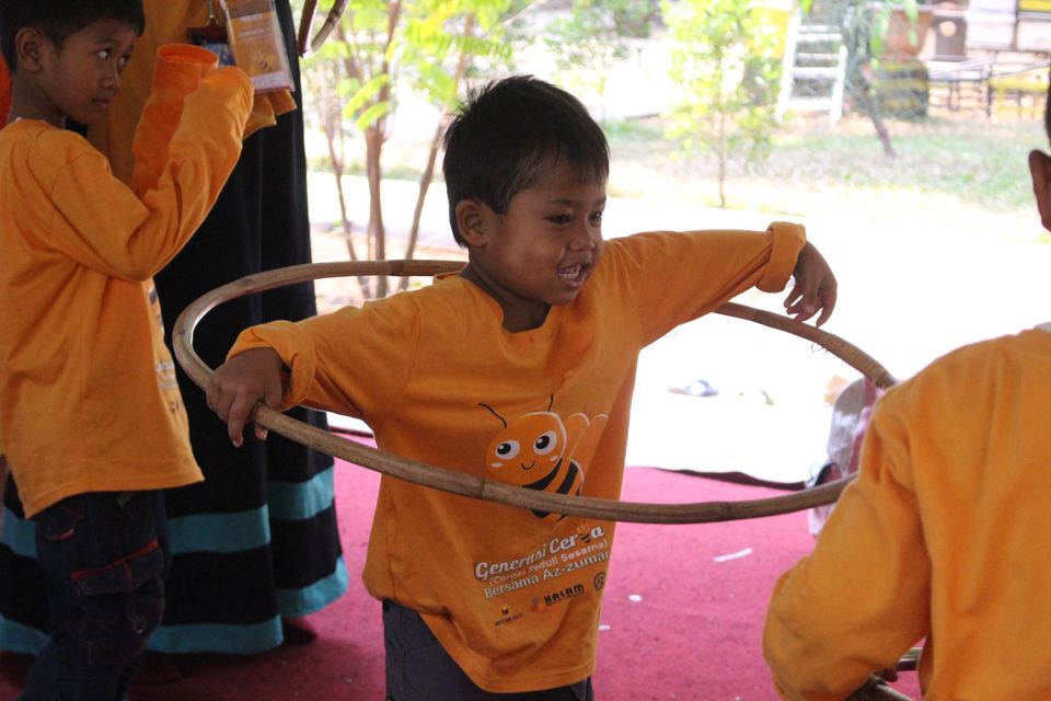 Galeri aktivitas Photographer & KontenKreator Permainan Tradisional ke-3