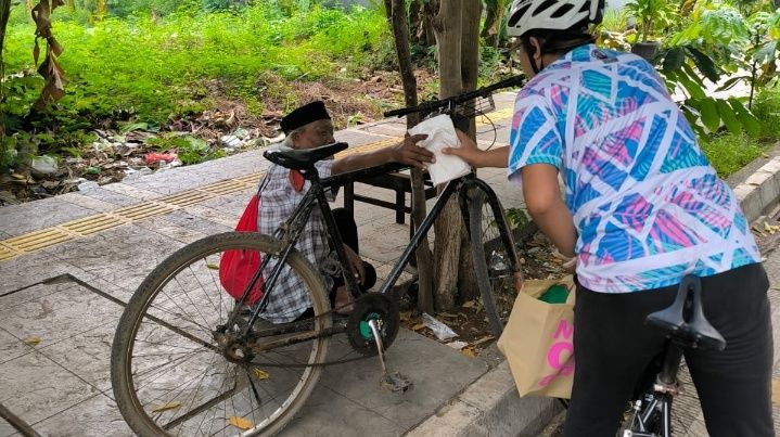Memasak sambil Berbagi tanpa kemasan Dan polusi 