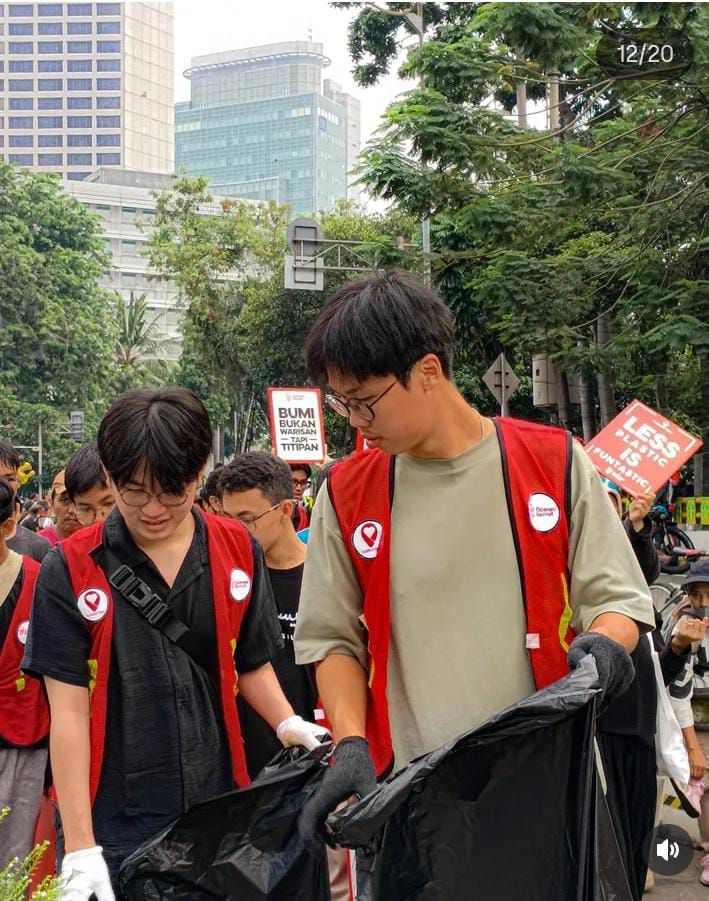 Galeri aktivitas Aksi Bersih Area CFD Jakarta Pekan ke-48 ke-2