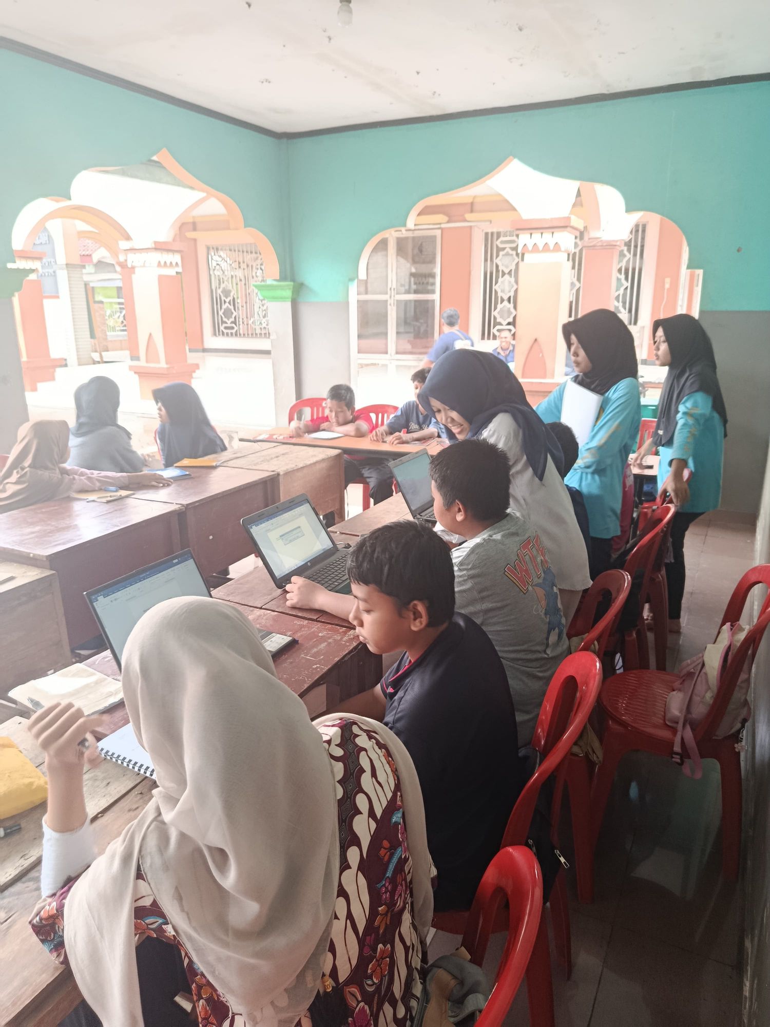 Galeri aktivitas KURSUS KOMPUTER GRATIS UNTUK MASYARAKAT  ke-3