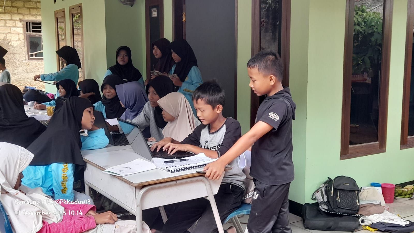 Galeri aktivitas KURSUS KOMPUTER GRATIS UNTUK MASYARAKAT  ke-4