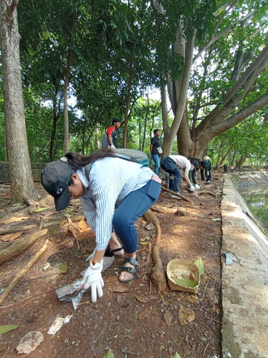 Galeri aktivitas Clean up dan pelepasan hewan  ke-3
