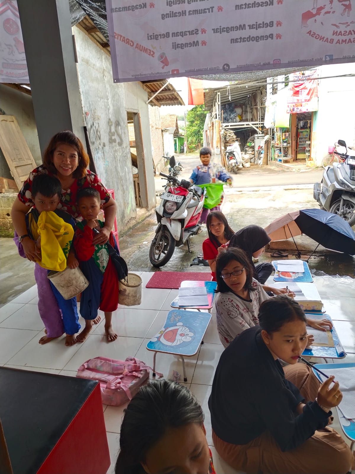 Galeri aktivitas Membutuhkan  Guru Muda  ke-4