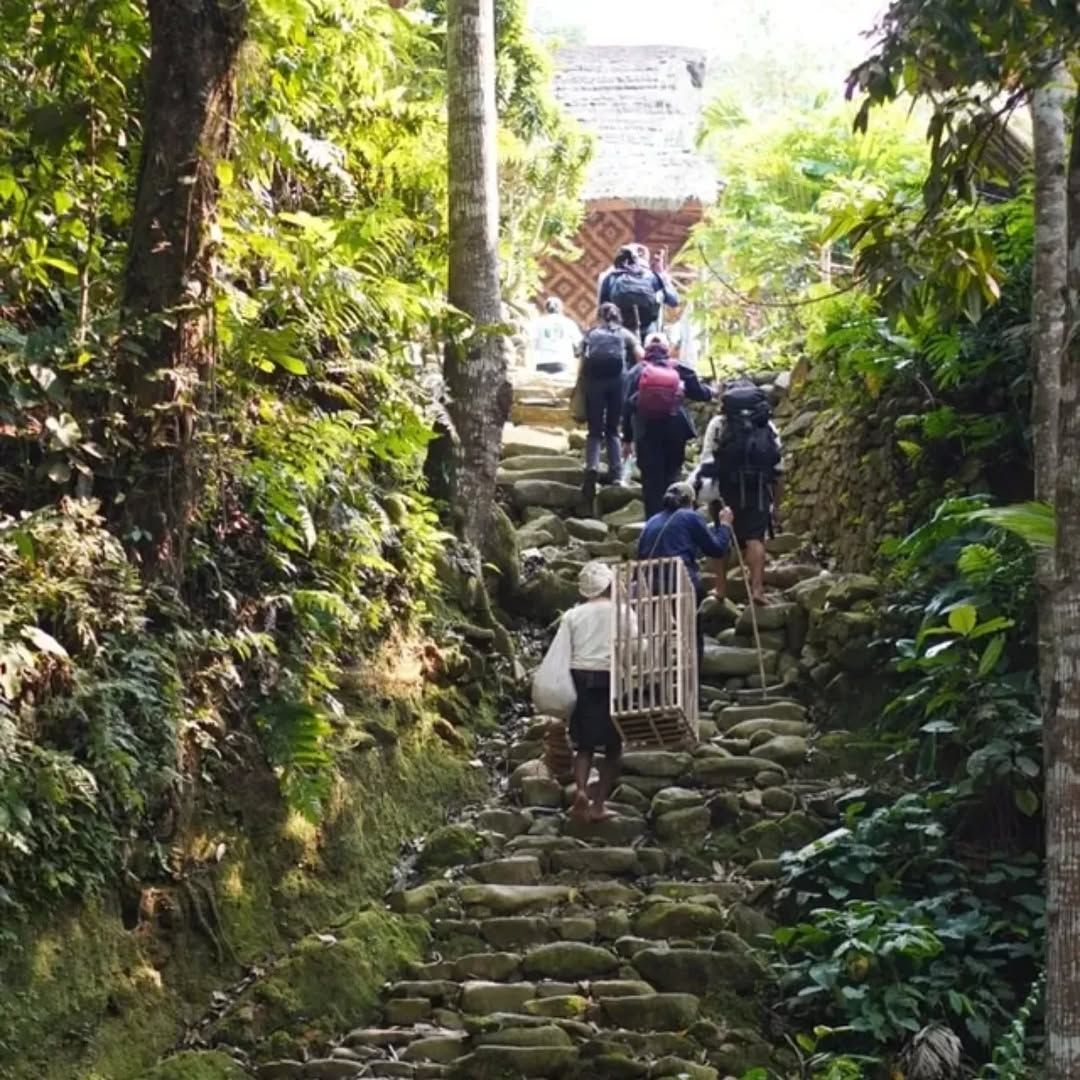 Galeri aktivitas Clean up di Baduy dan pengenalan  budaya  ke-3