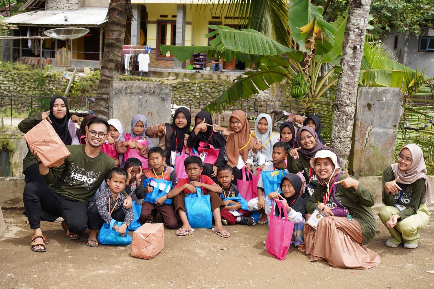 Galeri aktivitas Sharing and Fun Educating #9 ke-32