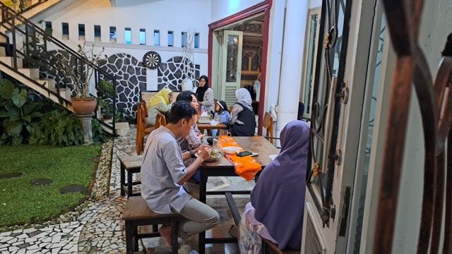 Galeri aktivitas Klub Buku bareng Gernas Tastaba (Luring) ke-5